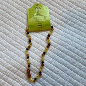 Momma Goose Baltic Amber baby teething necklace new